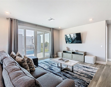 7740 Sandy Ridge Drive - Photo Thumbnail 20