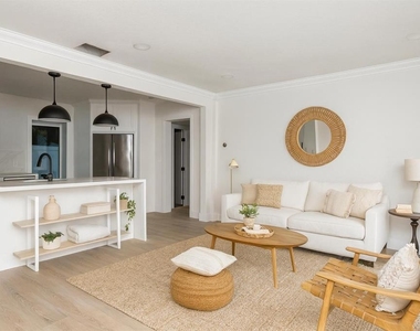 747 Pruitt Drive - Photo Thumbnail 5