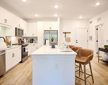 9500 Grandtree Avenue - Photo Thumbnail 23
