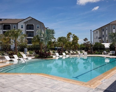 9500 Grandtree Avenue - Photo Thumbnail 2