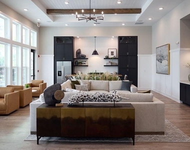 9500 Grandtree Avenue - Photo Thumbnail 3