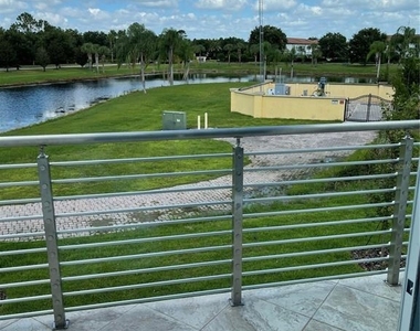 1810 Brentwood Court - Photo Thumbnail 19