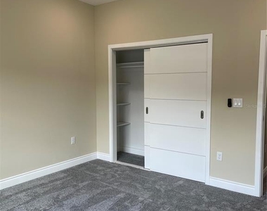 1810 Brentwood Court - Photo Thumbnail 21