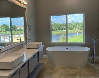 1810 Brentwood Court - Photo Thumbnail 17