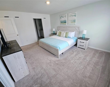 1072 Plantation Lane - Photo Thumbnail 21