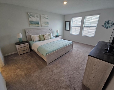 1072 Plantation Lane - Photo Thumbnail 20
