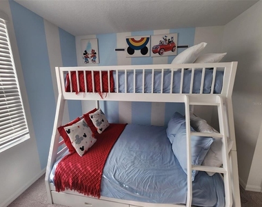 1072 Plantation Lane - Photo Thumbnail 31