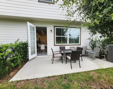 1072 Plantation Lane - Photo Thumbnail 41