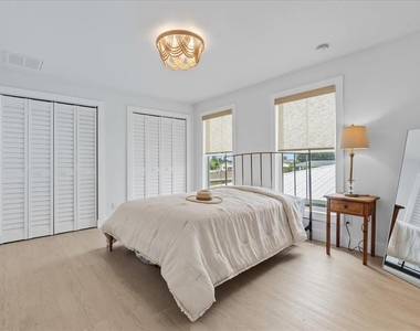 1306 Mcgregor Street - Photo Thumbnail 15