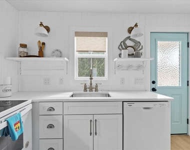 1306 Mcgregor Street - Photo Thumbnail 9
