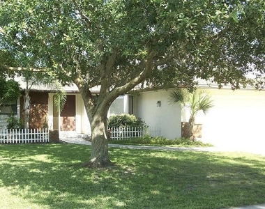 1649 Georgetowne Boulevard - Photo Thumbnail 7