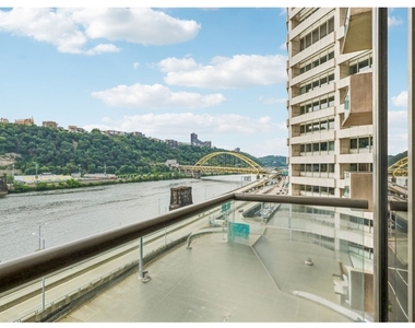 151 Fort Pitt Blvd - Photo Thumbnail 6