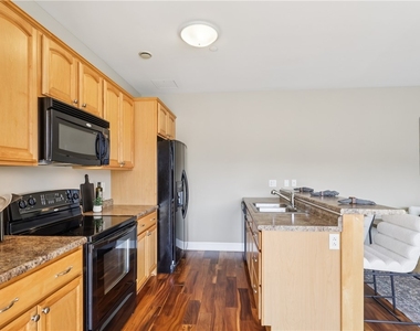 151 Fort Pitt Blvd - Photo Thumbnail 16
