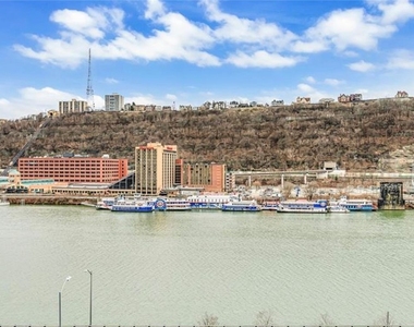 151 Fort Pitt Blvd - Photo Thumbnail 1
