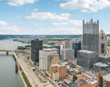 151 Fort Pitt Blvd - Photo Thumbnail 2