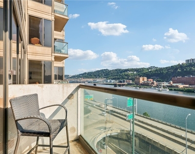 151 Fort Pitt Blvd - Photo Thumbnail 32