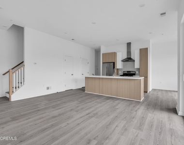 603 Texas Road - Photo Thumbnail 4