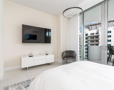 3100 N Ocean Drive - Photo Thumbnail 19