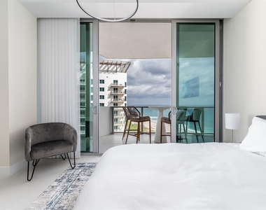 3100 N Ocean Drive - Photo Thumbnail 18