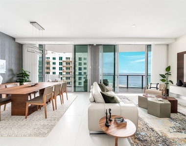 3100 N Ocean Drive - Photo Thumbnail 5