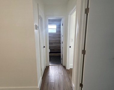1984 Sw 29th Avenue - Photo Thumbnail 15