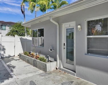 4422 Seagrape Drive - Photo Thumbnail 3