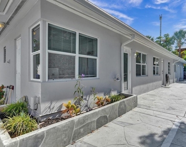 4422 Seagrape Drive - Photo Thumbnail 5