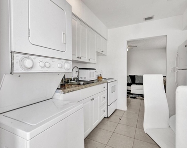 4422 Seagrape Drive - Photo Thumbnail 15