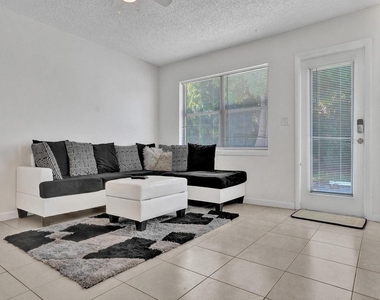 4422 Seagrape Drive - Photo Thumbnail 9