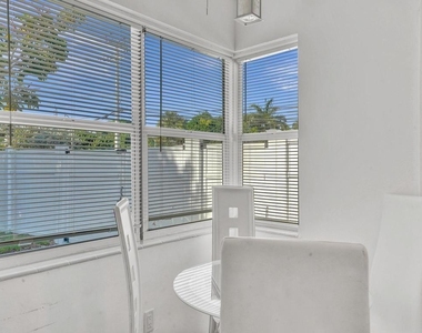 4422 Seagrape Drive - Photo Thumbnail 14