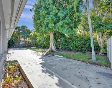 4422 Seagrape Drive - Photo Thumbnail 6