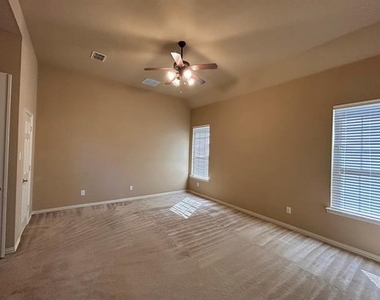 6794 Calm Meadow Drive - Photo Thumbnail 16