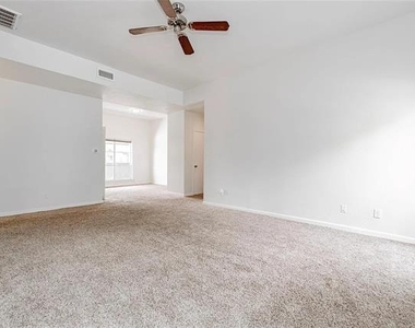 10438 High Hollows Drive - Photo Thumbnail 5