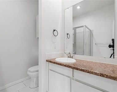 10438 High Hollows Drive - Photo Thumbnail 4