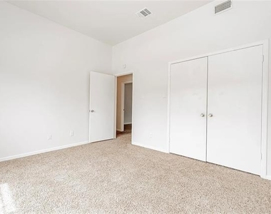 10438 High Hollows Drive - Photo Thumbnail 8
