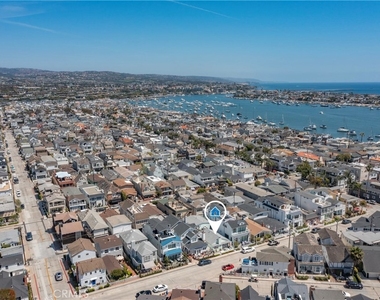 216 Collins - Photo Thumbnail 21
