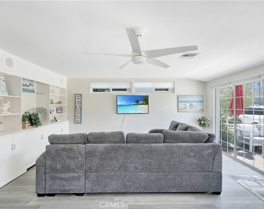 216 Collins - Photo Thumbnail 7