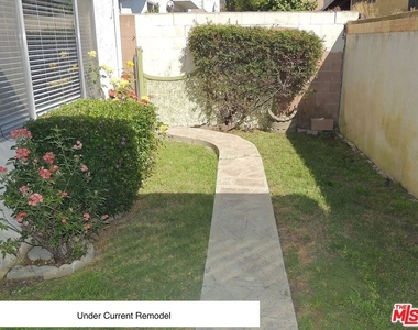 2214 Dufour Avenue - Photo Thumbnail 3