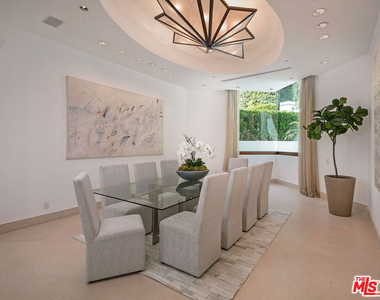 1118 Calle Vista Drive - Photo Thumbnail 5