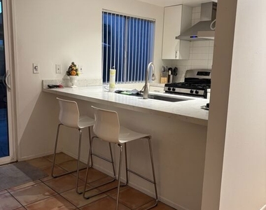 2166 N Indian Canyon Drive - Photo Thumbnail 8
