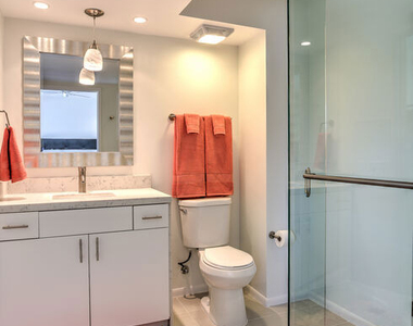 2166 N Indian Canyon Drive - Photo Thumbnail 17