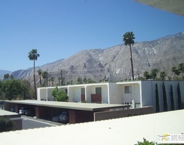2166 N Indian Canyon Drive - Photo Thumbnail 27