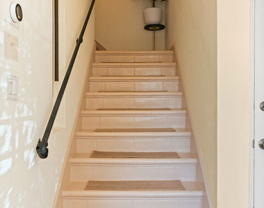 6065 Scenic Avenue - Photo Thumbnail 8