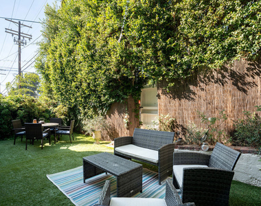 6065 Scenic Avenue - Photo Thumbnail 13