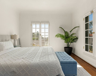 6065 Scenic Avenue - Photo Thumbnail 9