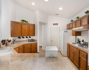67636 S Natoma Drive - Photo Thumbnail 10