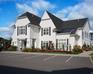 110 Sutton Court - Photo Thumbnail 1