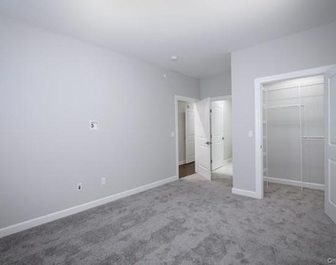 110 Sutton Court - Photo Thumbnail 9