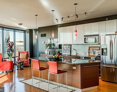 2101 Market Street - Photo Thumbnail 11