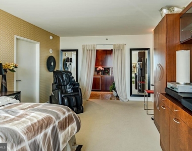 2101 Market Street - Photo Thumbnail 30